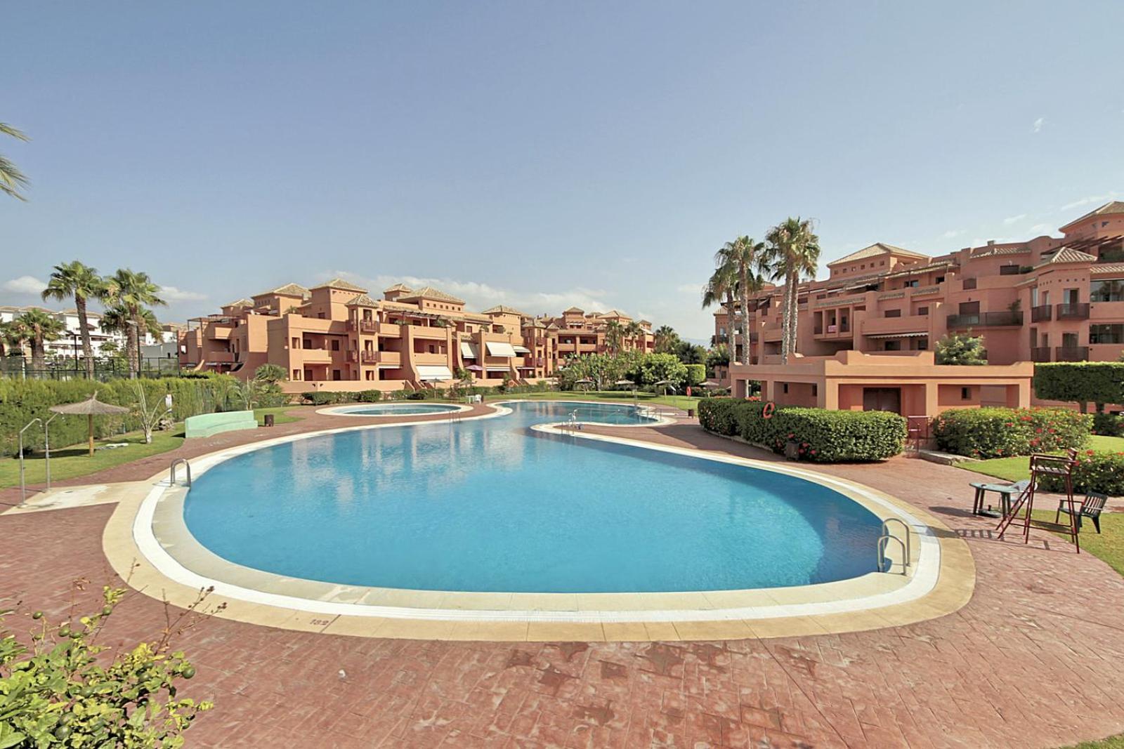 Comeback Noches De Blanco Saten Motril Exterior foto